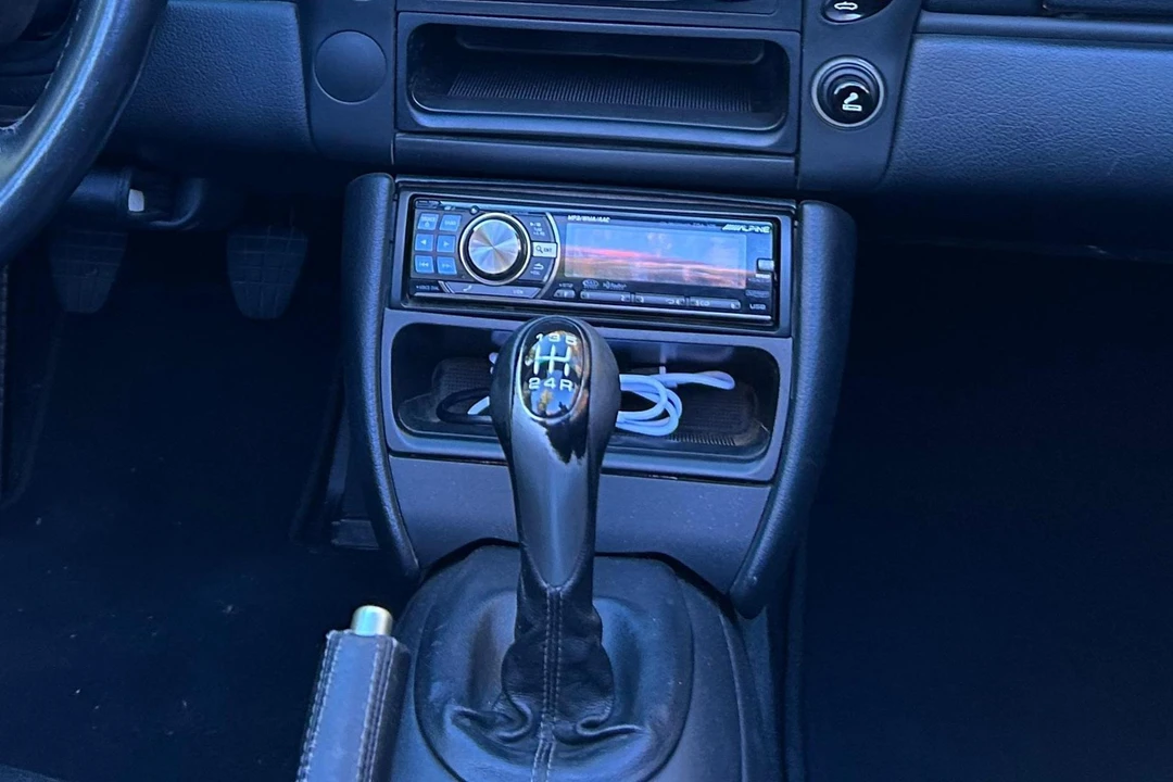 2000 Porsche 986 Boxster - Image 28 of 31