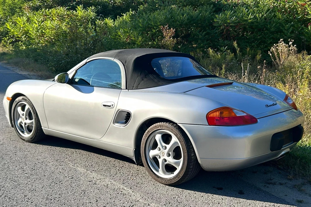 2000 Porsche 986 Boxster - Image 4 of 31