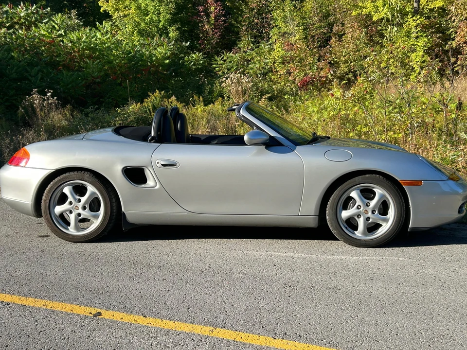 2000 Porsche 986 Boxster - Image 9 of 31