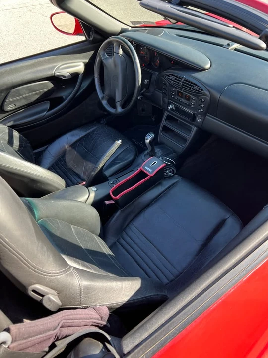 2000 Porsche 986 Boxster - Image 8 of 16