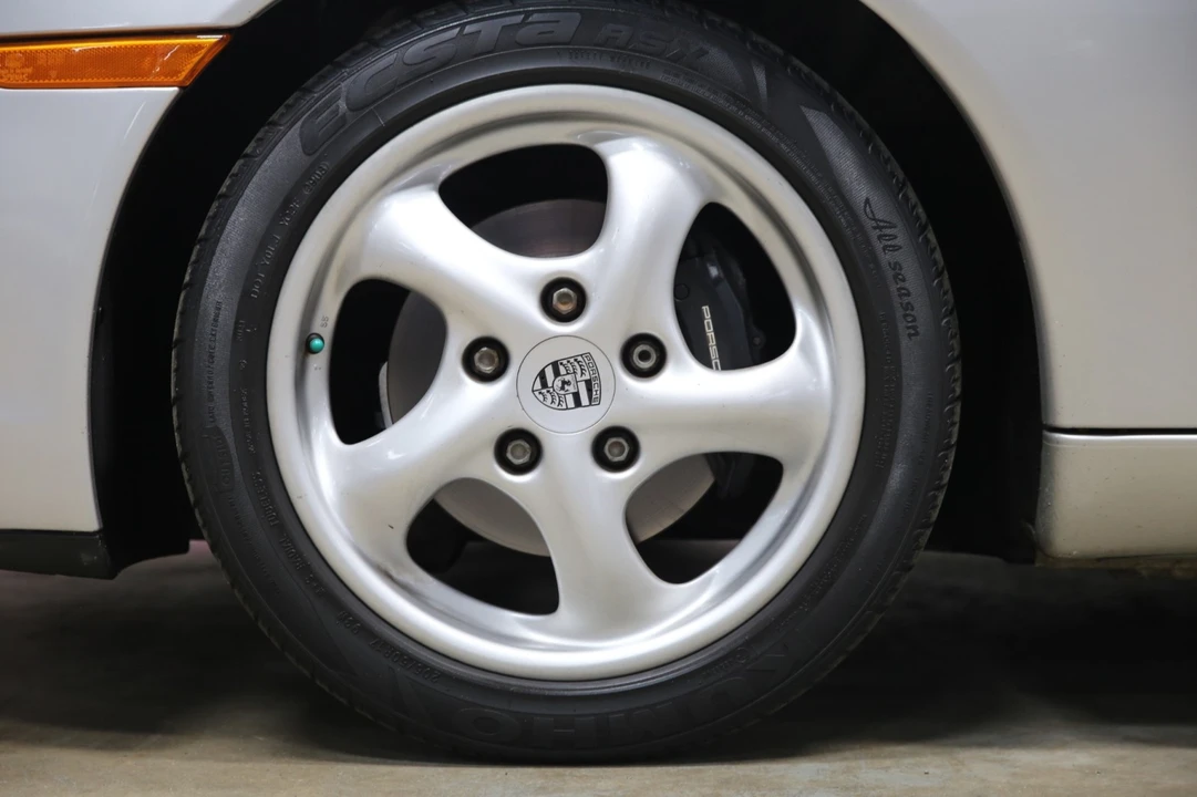 2000 Porsche 986 Boxster - Image 12 of 31