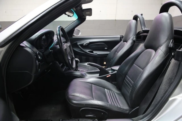 2000 Porsche 986 Boxster - Image 14 of 24