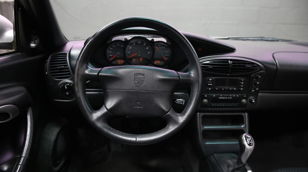 2000 Porsche 986 Boxster - Image 15 of 31