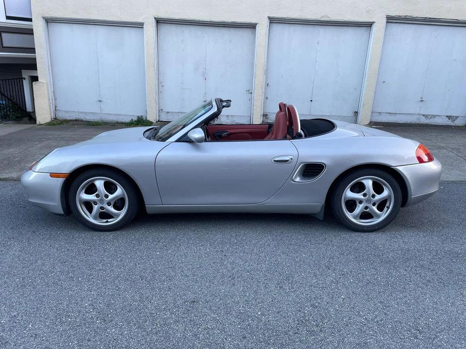 2000 Porsche 986 Boxster - Image 7 of 31