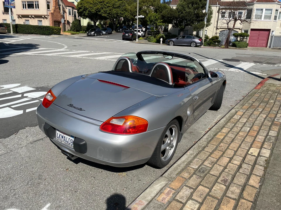 2000 Porsche 986 Boxster - Image 11 of 31