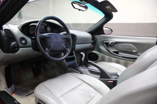 2000 Porsche 986 Boxster - Image 11 of 21
