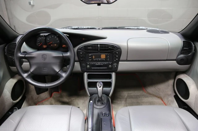 2000 Porsche 986 Boxster - Image 9 of 24