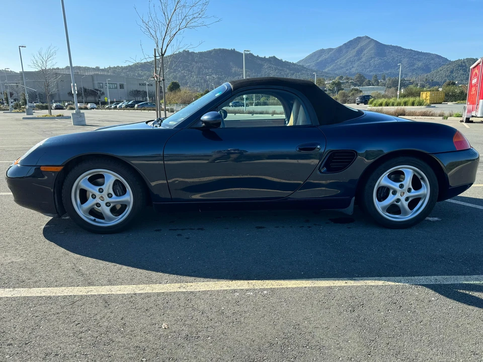 2000 Porsche 986 Boxster - Image 12 of 31