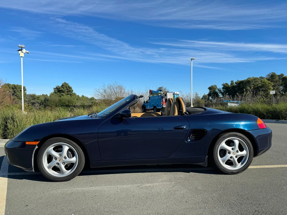 2000 Porsche 986 Boxster - Image 7 of 31