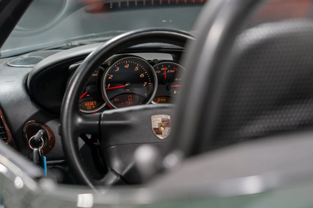 2000 Porsche 986 Boxster - Image 16 of 31
