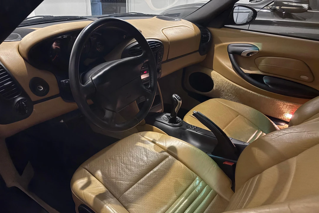 2000 Porsche 986 Boxster - Image 28 of 31