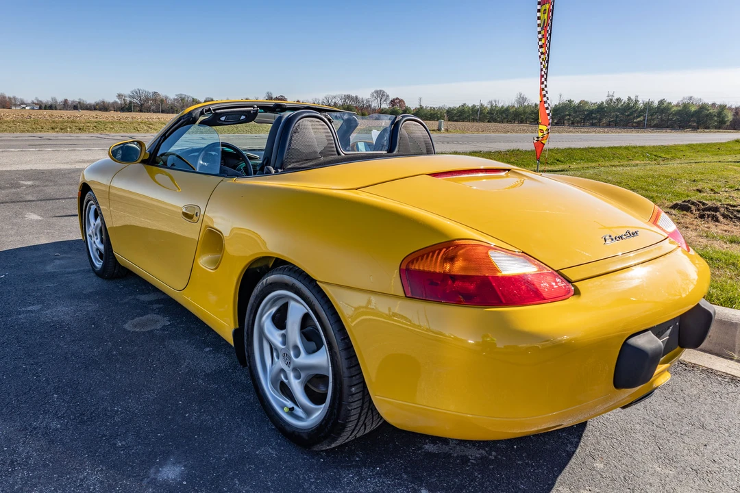 2000 Porsche 986 Boxster - Image 17 of 31