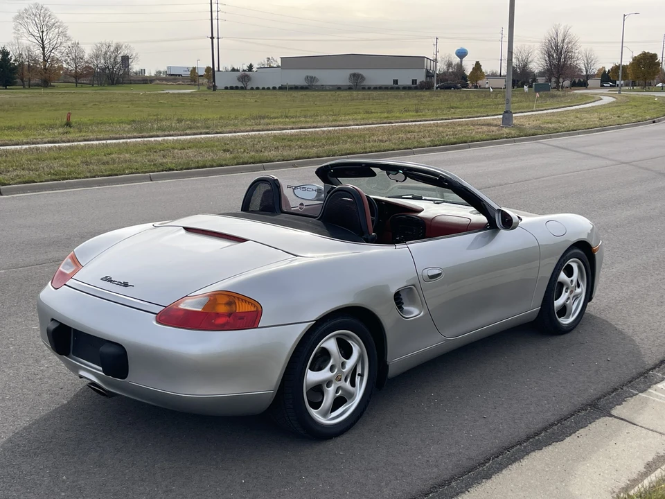 2000 Porsche 986 Boxster - Image 10 of 31
