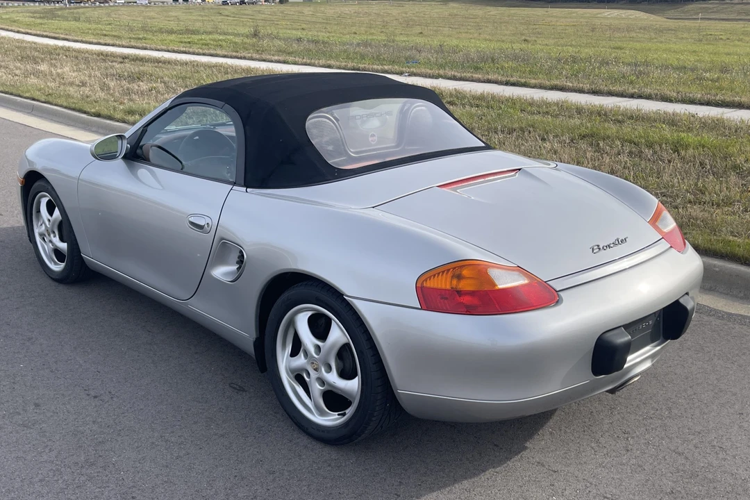 2000 Porsche 986 Boxster - Image 16 of 31