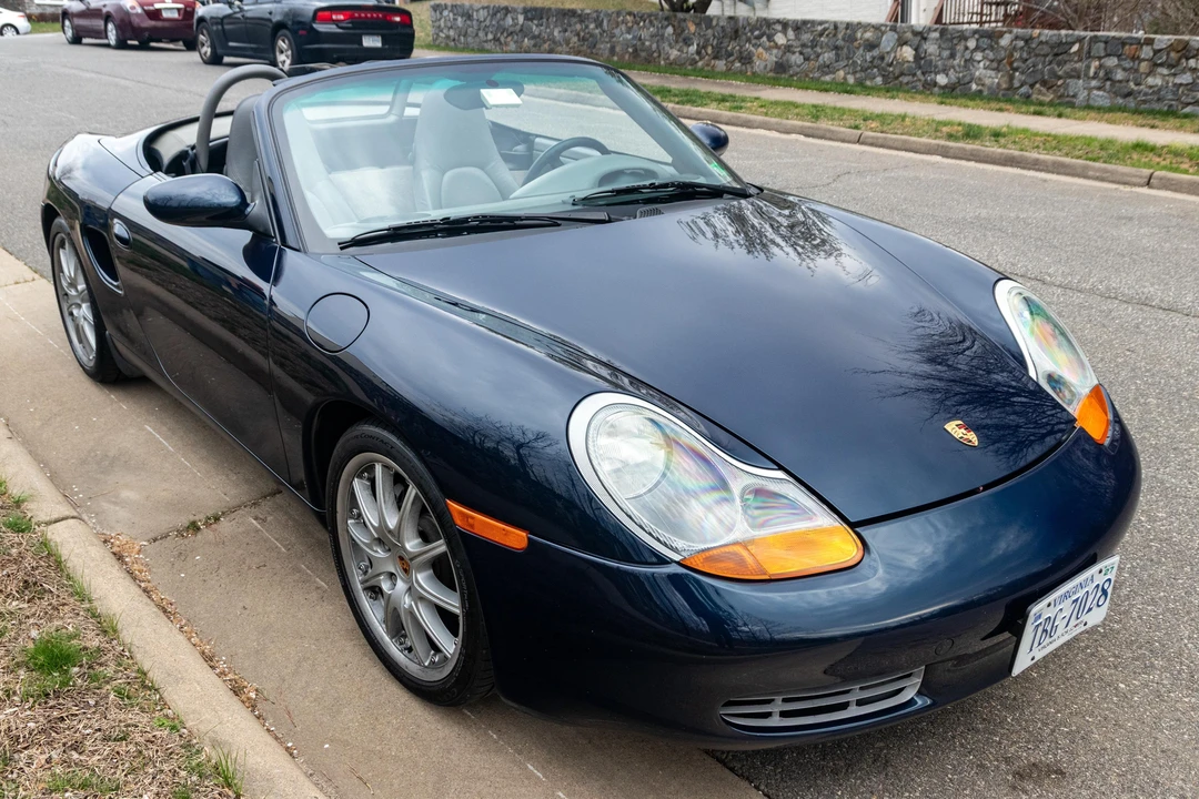 2000 Porsche 986 Boxster - Image 2 of 31