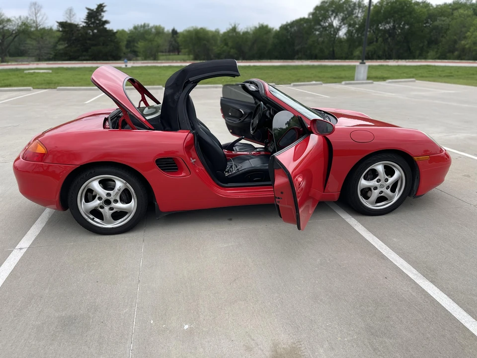 2000 Porsche 986 Boxster - Image 29 of 31
