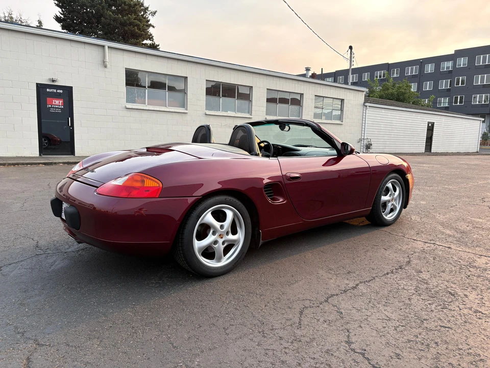 2000 Porsche 986 Boxster - Image 13 of 31