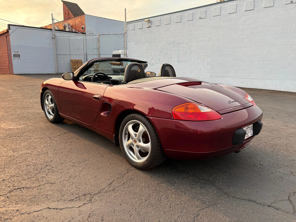 2000 Porsche 986 Boxster - Image 12 of 31