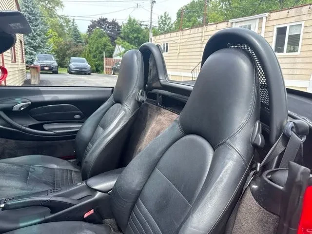 2000 Porsche 986 Boxster - Image 11 of 31