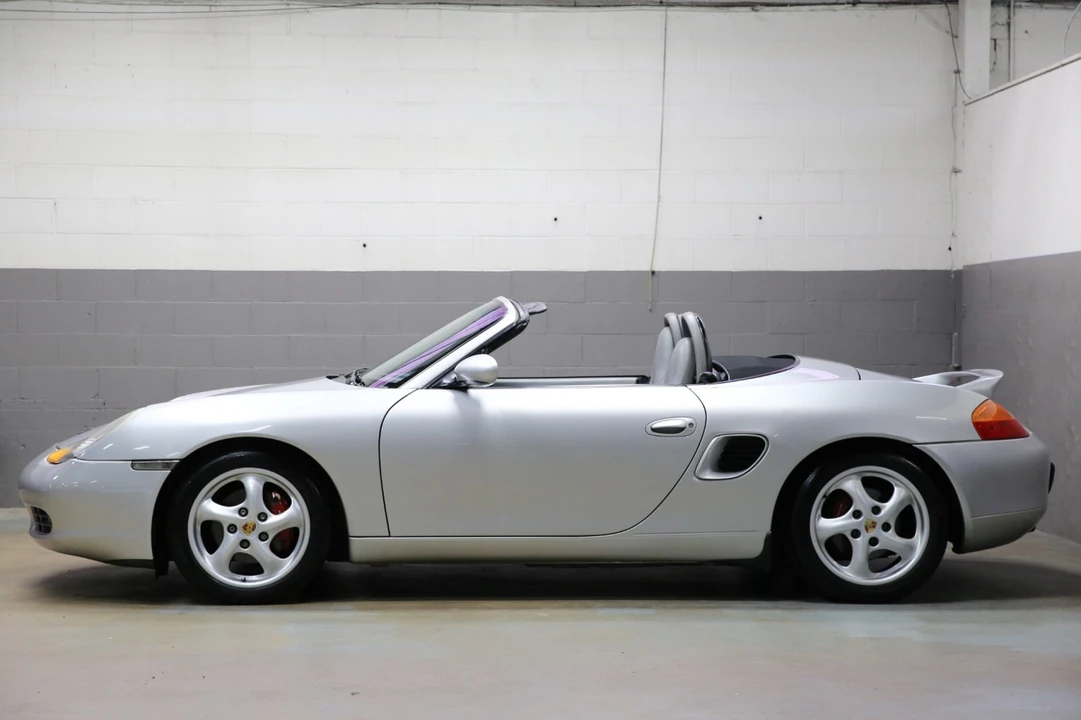 2000 Porsche 986 Boxster - Image 2 of 31