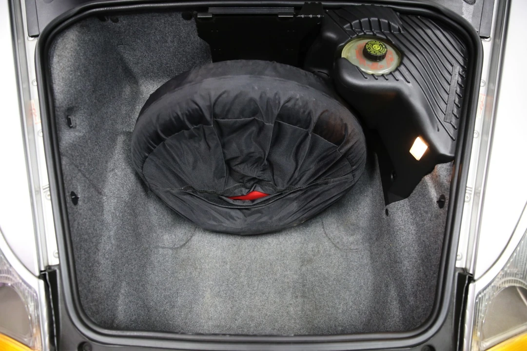 2000 Porsche 986 Boxster - Image 30 of 31