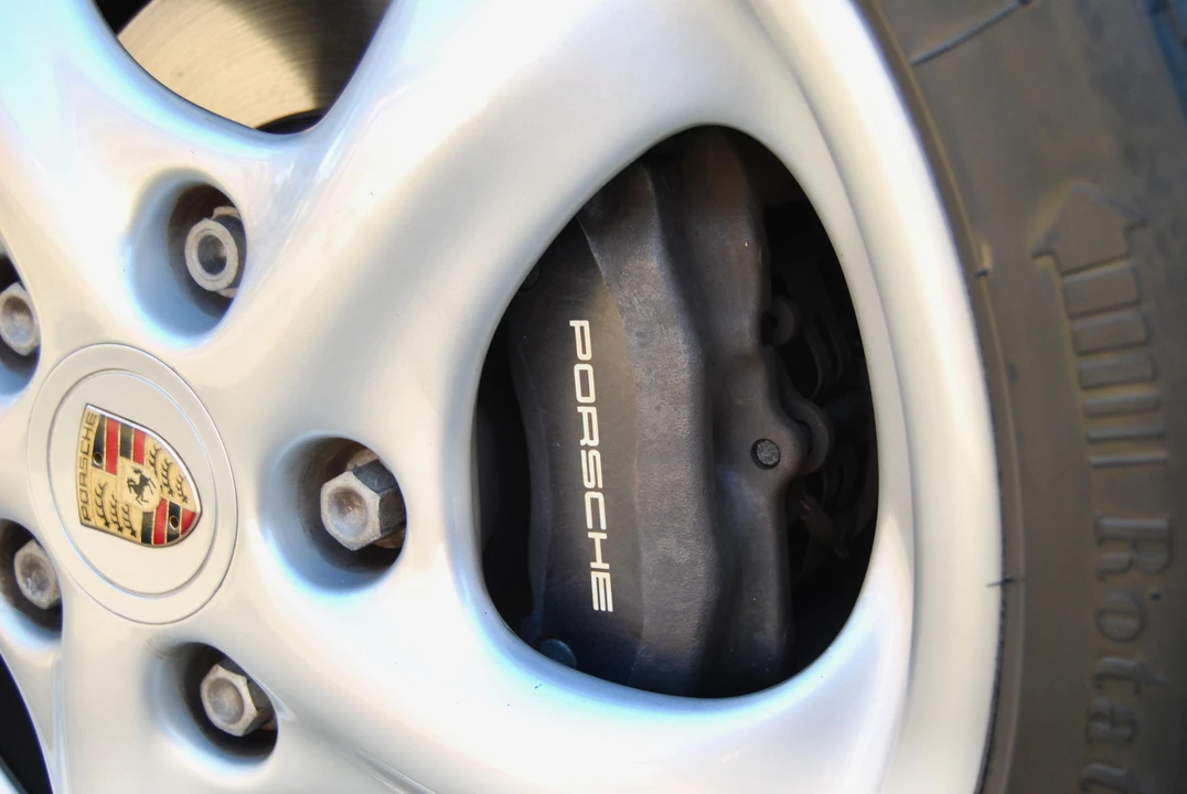 2000 Porsche 986 Boxster - Image 30 of 31