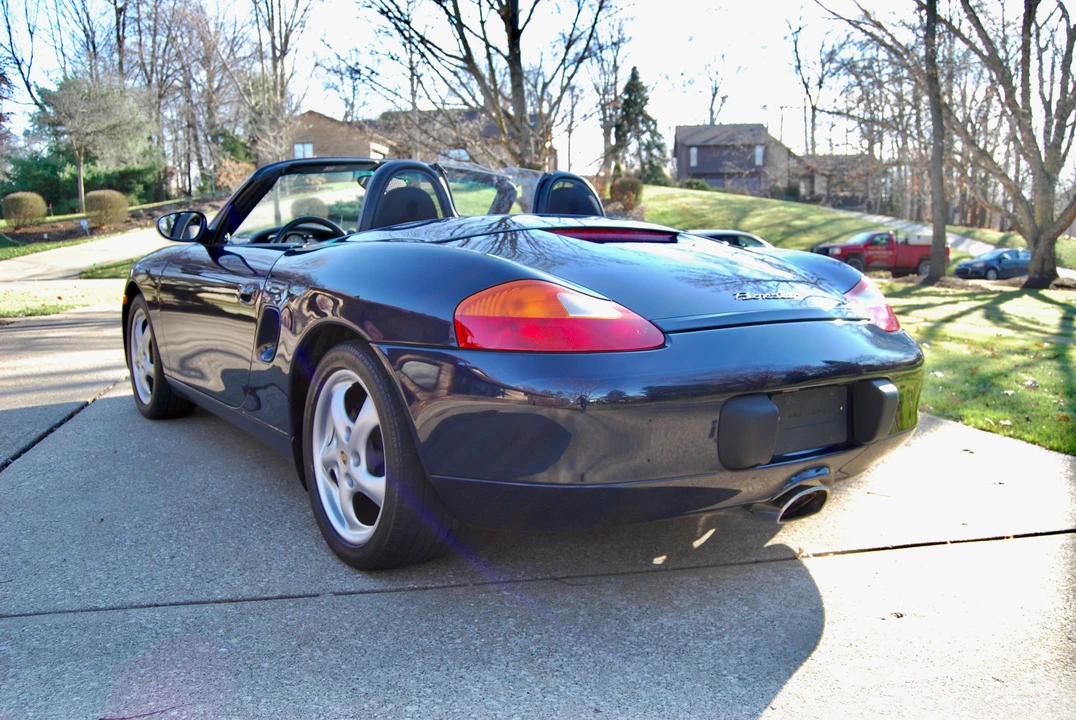 2000 Porsche 986 Boxster - Image 9 of 31