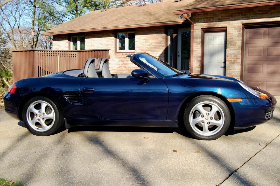 2000 Porsche 986 Boxster - Image 3 of 31