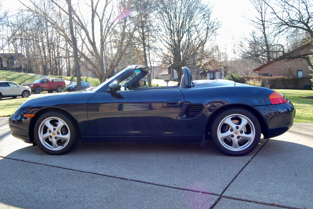 2000 Porsche 986 Boxster - Image 7 of 31