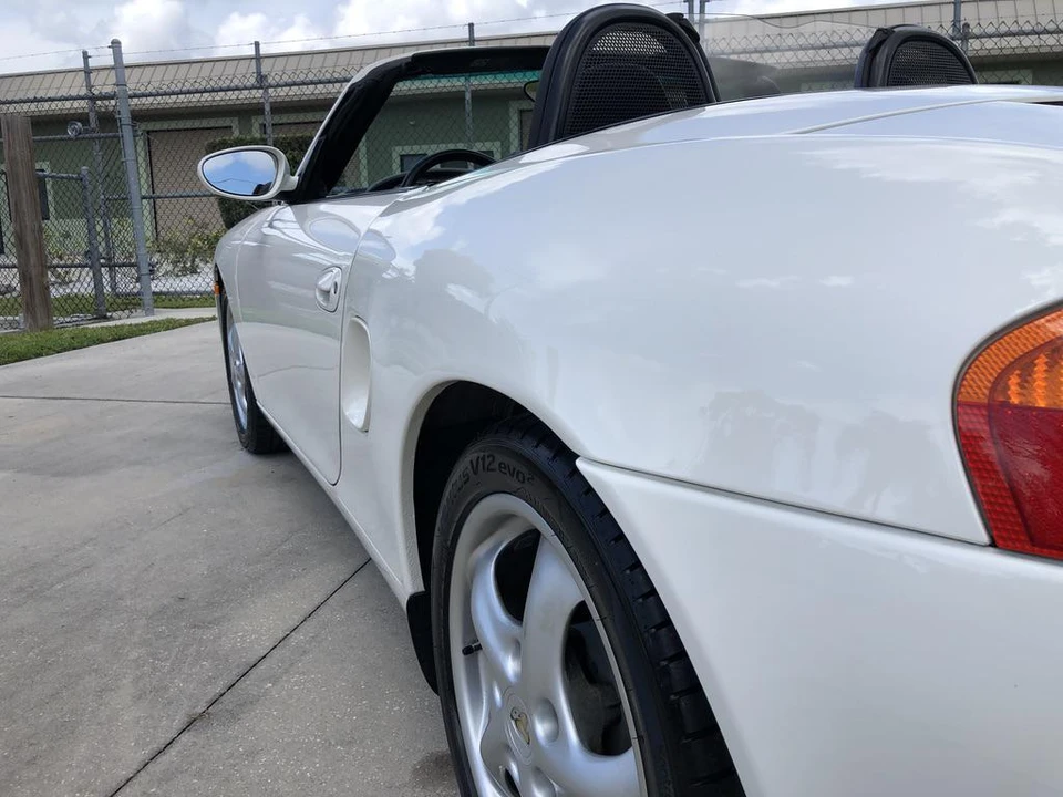 2000 Porsche 986 Boxster - Image 18 of 31