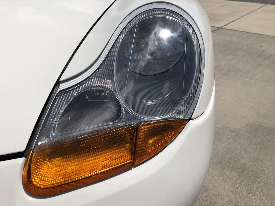 2000 Porsche 986 Boxster - Image 27 of 31