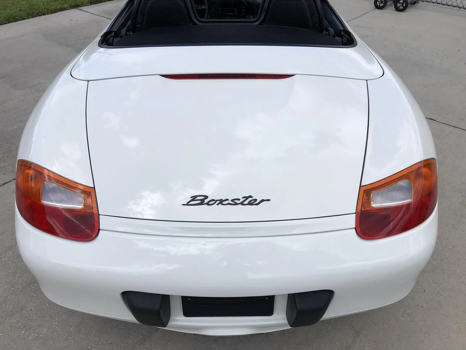 2000 Porsche 986 Boxster - Image 9 of 31
