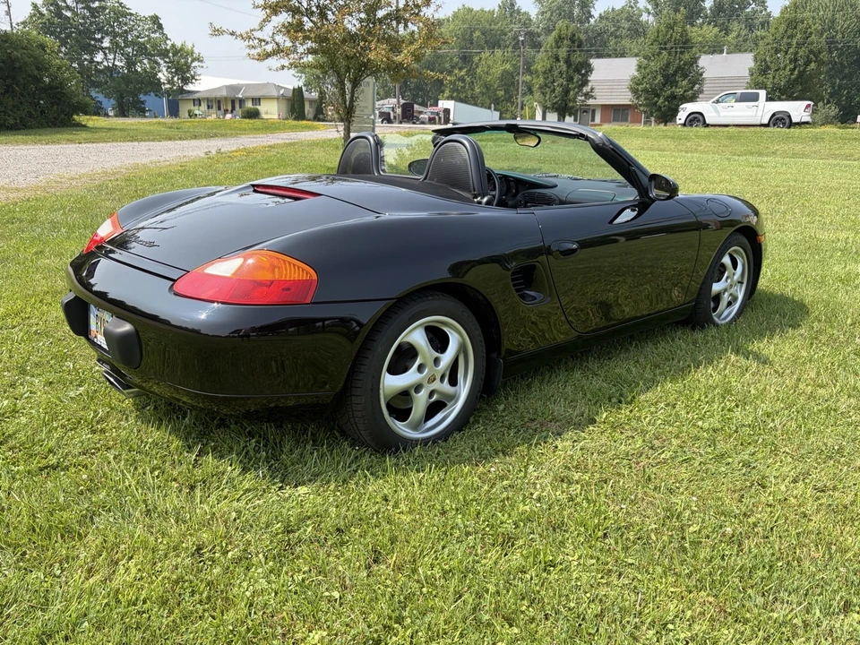 2000 Porsche 986 Boxster - Image 9 of 27