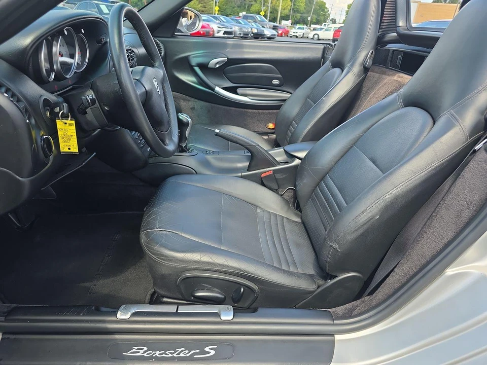 2000 Porsche 986 Boxster - Image 3 of 31