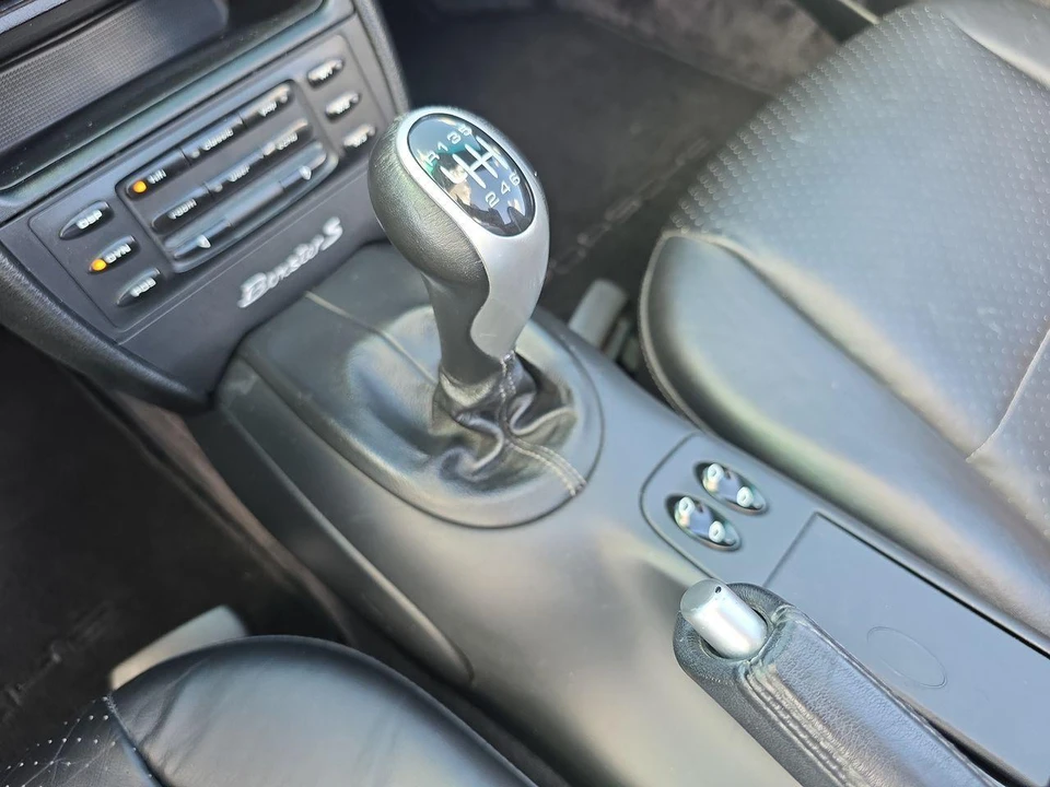 2000 Porsche 986 Boxster - Image 10 of 31