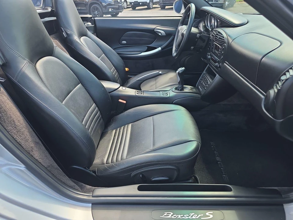 2000 Porsche 986 Boxster - Image 8 of 31