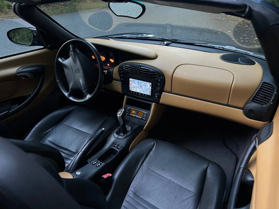 2000 Porsche 986 Boxster - Image 6 of 24
