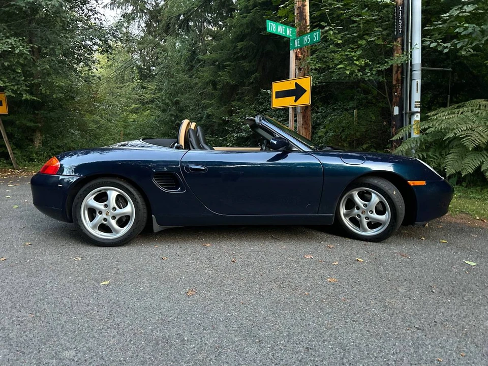 2000 Porsche 986 Boxster - Image 4 of 24