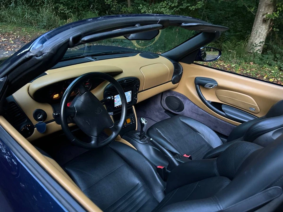 2000 Porsche 986 Boxster - Image 7 of 24