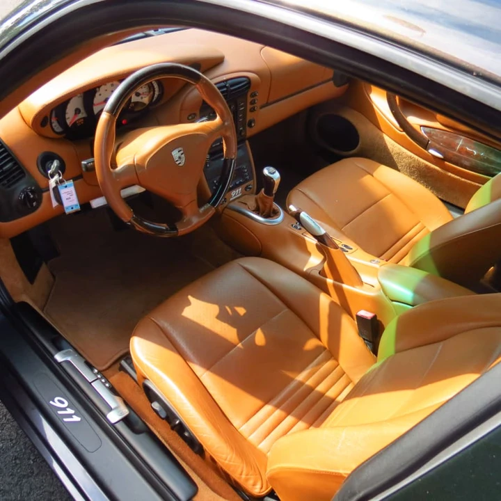 2000 Porsche 996 Carrera 4 - Image 2 of 4