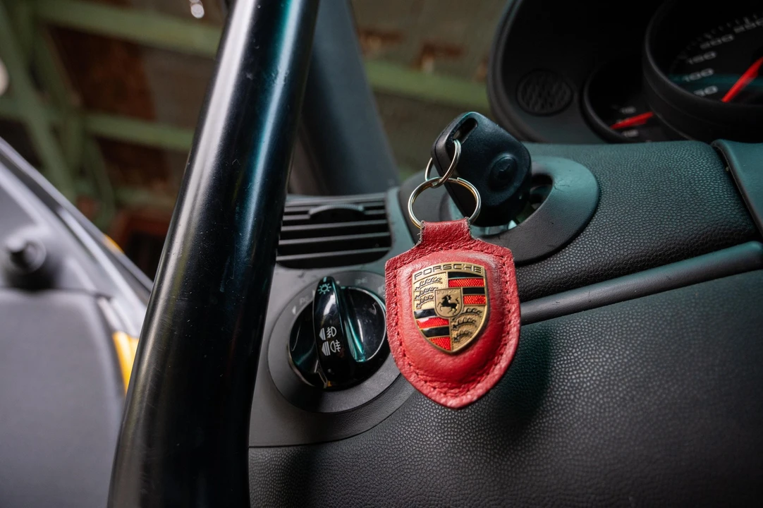 2000 Porsche 996 GT3 - Image 25 of 31