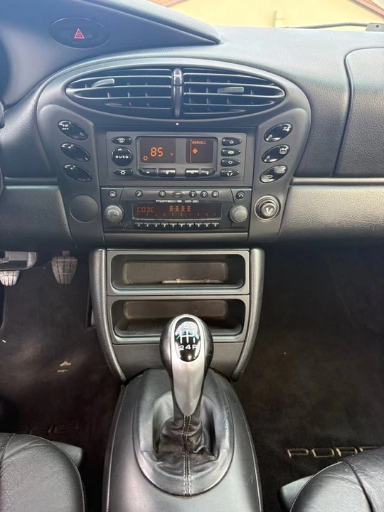 2000 Porsche 986 Boxster - Image 14 of 15