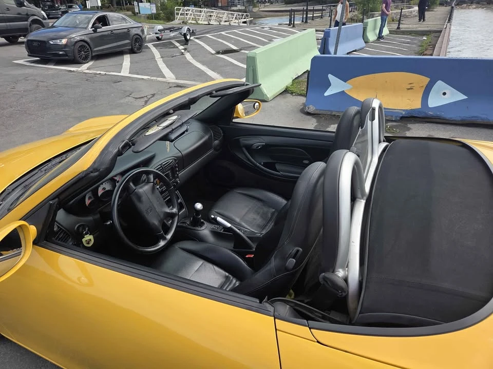 2000 Porsche 986 Boxster - Image 9 of 14