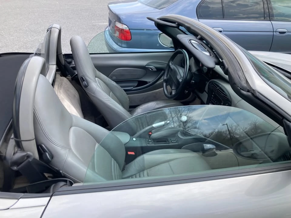 2000 Porsche 986 Boxster - Image 11 of 14