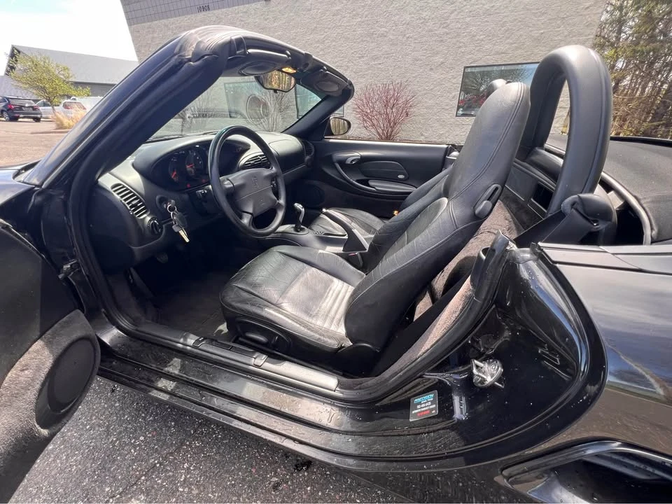 2000 Porsche 986 Boxster - Image 14 of 19