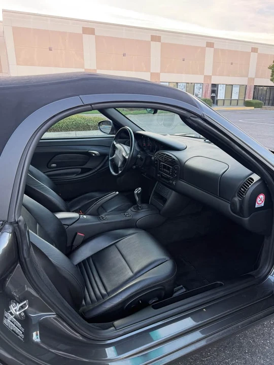 2000 Porsche 986 Boxster - Image 9 of 12