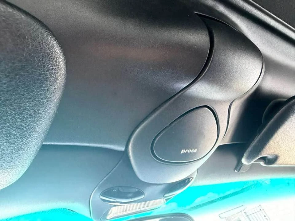 2000 Porsche 986 Boxster - Image 13 of 14