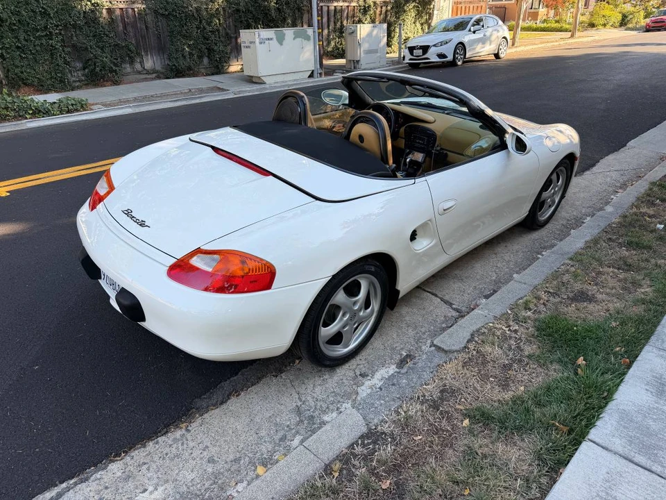2000 Porsche 986 Boxster - Image 5 of 19