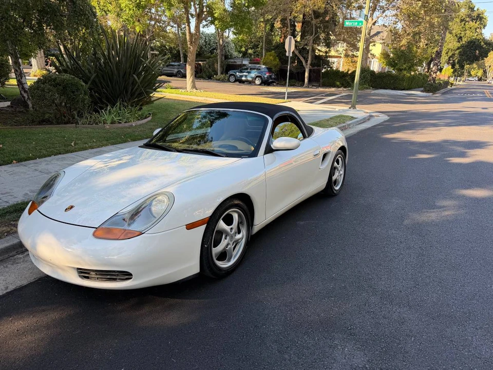 2000 Porsche 986 Boxster - Image 14 of 19