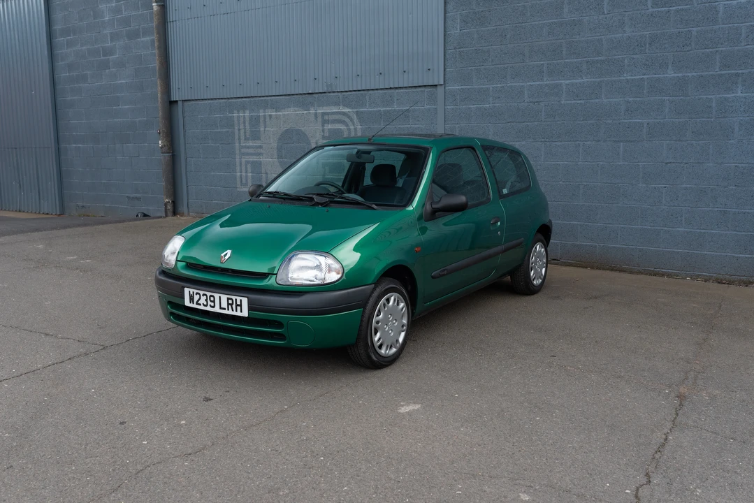 2000 Renault Clio 2nd Gen - Image 9 of 31